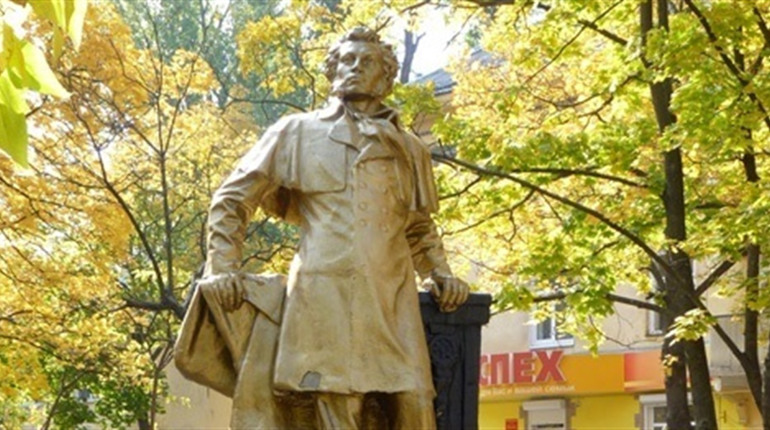 У Жовтих Водах знесуть пам’ятник Пушкіну
