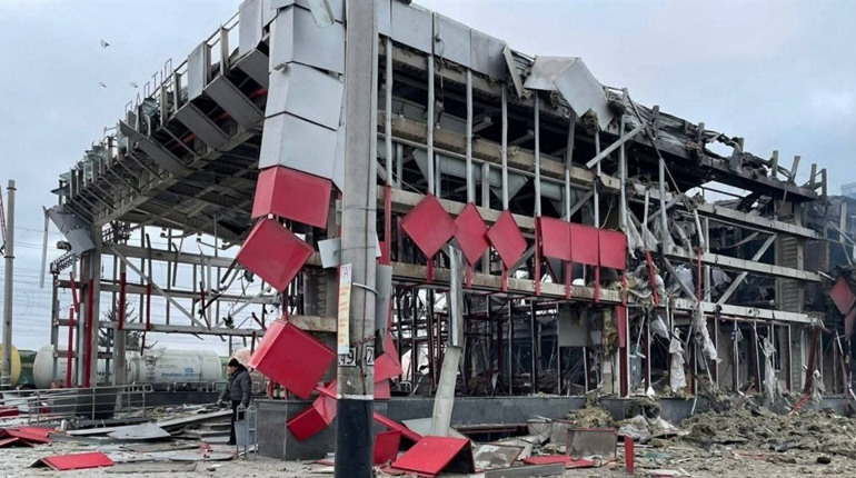 Через нічну атаку на Фастів змінено графік приміських та далеких поїздів