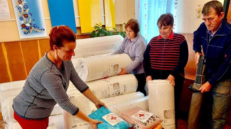 Товариство Червоного Хреста передало двом громадам Черкаського району набори для переселенців