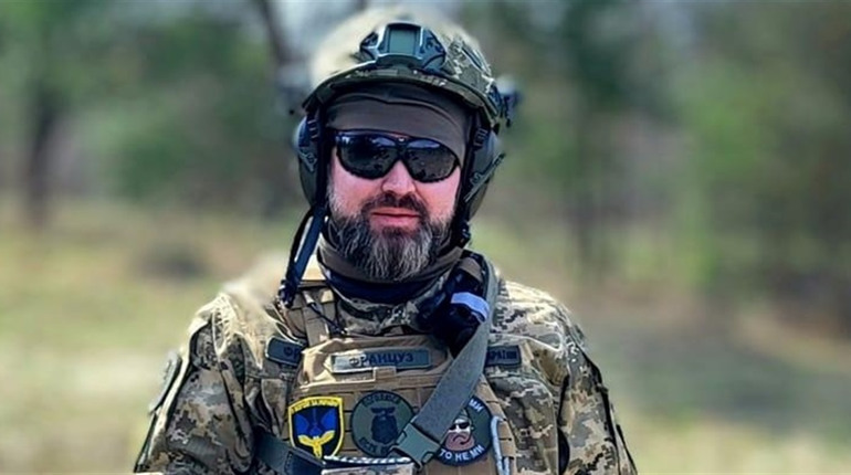 Багатодітний батько з Луганщини боронить Україну. Вчитель Іван Шибков став аеророзвідником