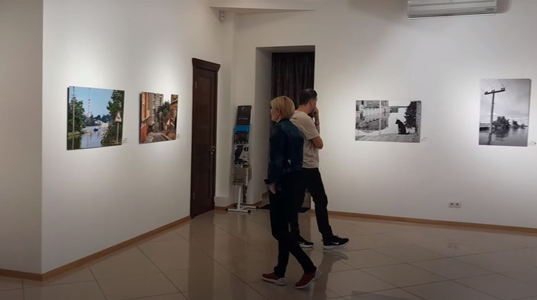 Киянам показали наслідки підриву окупантами дамби Каховської ГЕС на Херсонщині