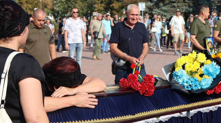 В Южноукраїнську попрощалися з 36-річним загиблим воїном Сергієм Федоровим