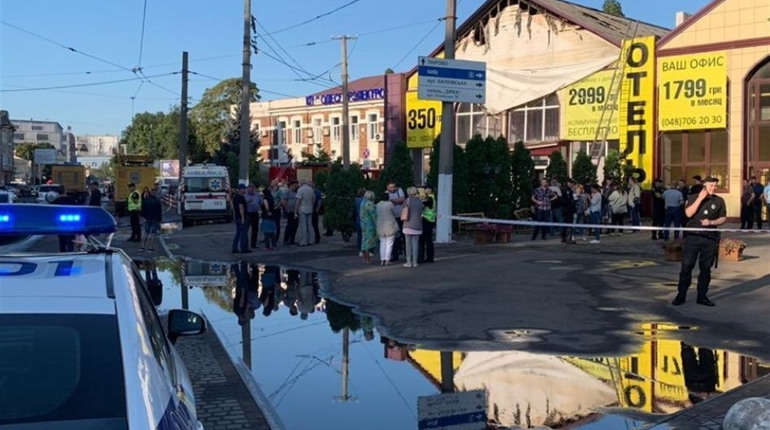 18 серпня  в Одеській області оголошено жалобу за загиблими в готелі "Токіо стар"