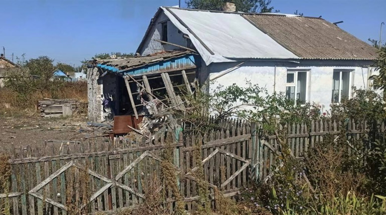 Армія рф на Херсонщині актувала житлові будинки, критичну інфраструктуру, громадський транспорт