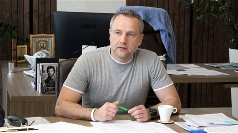 «Поводиться гідно»: Стало відомо, де окупанти утримують міського голову Херсона