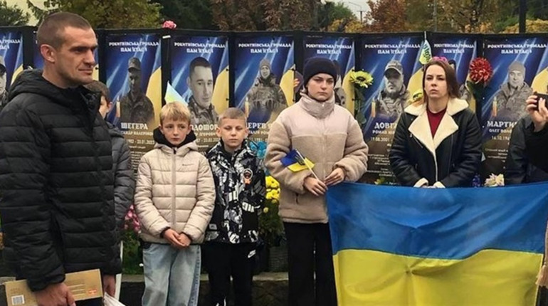 У Сарненському районі зустріли звільненого з російського полону бійця АТО