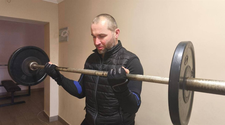 Колаборант Павло Філіпчук заявив, що його авто в окупованій Каховці атакував безпілотник