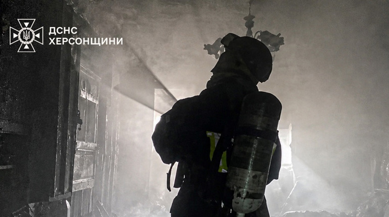 На Херсонщині армія рф завдала ударів по соціальній інфраструктурі та житлових кварталах