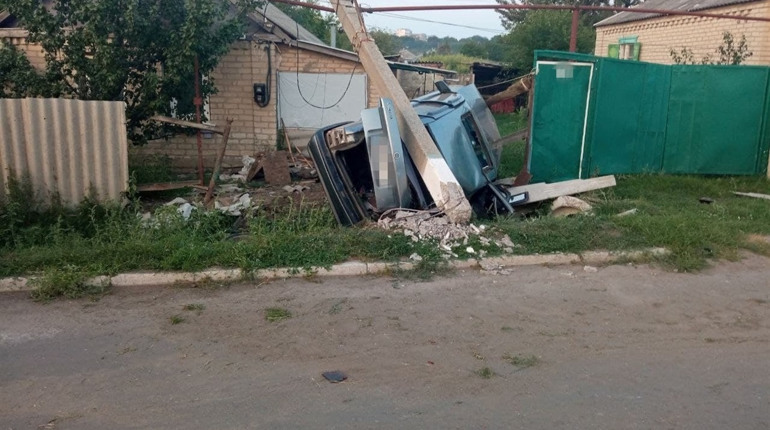 У Сватовому через ДТП близько сотні будинків залишилися без світла: подробиці