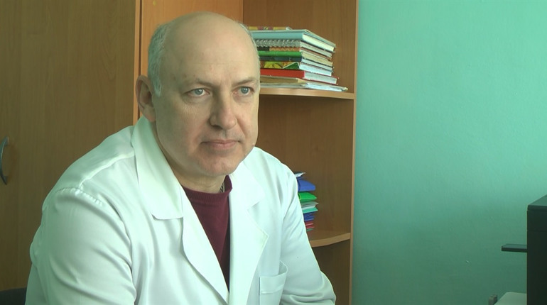 «Не хвилюйтеся і приходьте до нас»: акушер-гінеколог Євген Громадський у Первомайській ЦРЛ