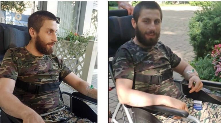 Поки мер Білгород-Дністровського відновлює фонтан, люди будують підйомник для військового без ніг