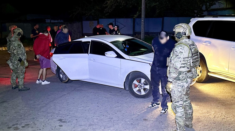 У Первомайську викрили злочинну групу, яка налагодила наркобізнес по всій території країни