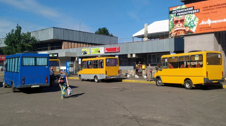 Графік руху автобусів до кладовищ у вівторок, 1 листопада