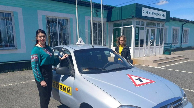 5 нових кроків для отримання посвідчення водія, 8 діючих автошкіл в Умані з сайту МВС