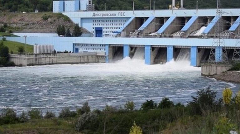 Молдова просить допомоги ЄС через забруднення Дністра після російської атаки на Дністровську ГЕС