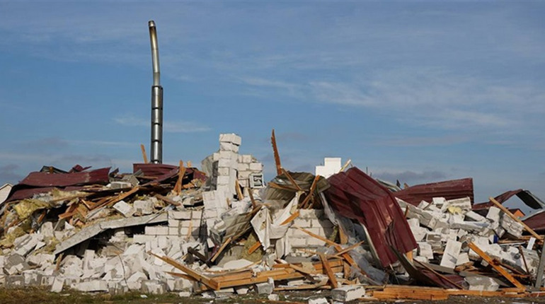 Росія продовжує терор прикордоння: на Чернігівщині обстріл громад, пошкоджено техніку та житло.