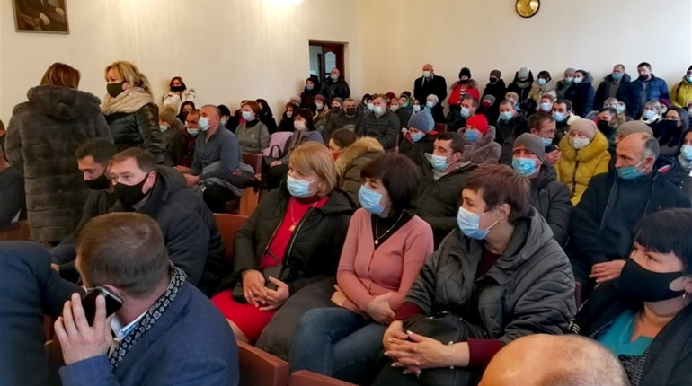 У Скадовській громаді обрали 8 старост із 10: рада не підтримала Аллу Яворську та Федора Ліфінцева