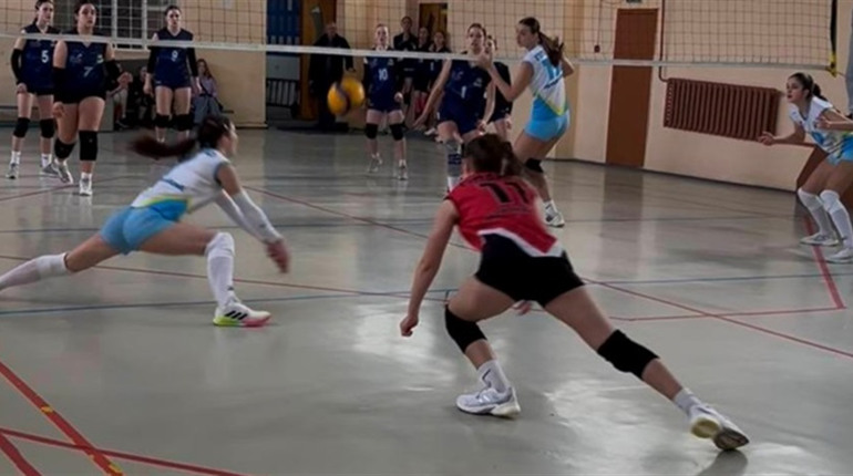 Волейбольні баталії у розпалі. Результати чергового туру відкритої першості Миколаївщини