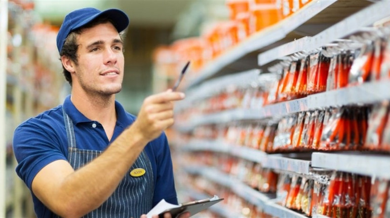 На роботу запрошують мерчендайзера на продуктову групу товарів. Зарплата - 11.750 гривень + проїзні