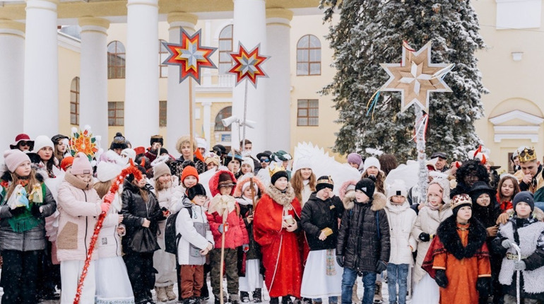 Колядували навіть з-за кордону: під час благодійної акції “Різдвяні Пташки” зібрали понад 4 млн грн