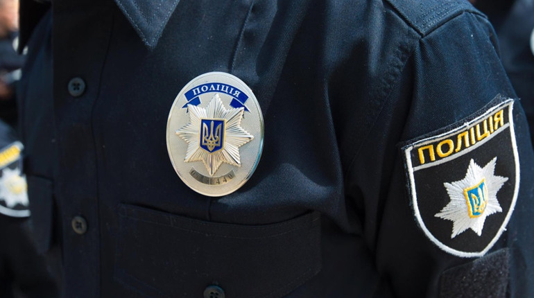 На Переяславщині сусідські собаки з'їли козу з козеням сільського жителя: хроніка поліції 1 березня
