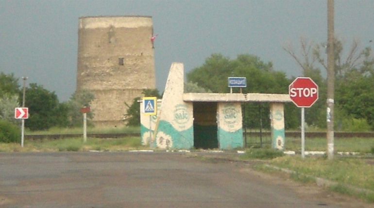 Шлях з Маріуполя в Козацьке