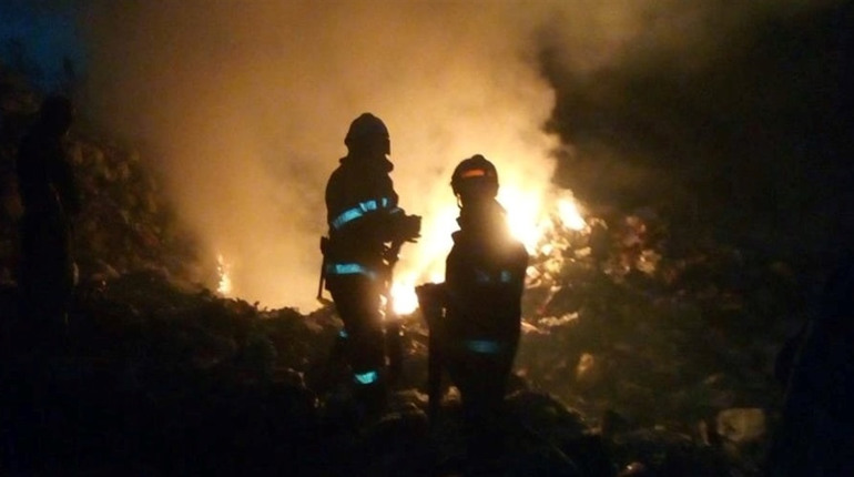 У Фастові горіло сміттєзвалище