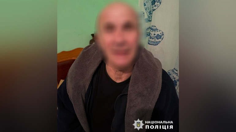 Жорстоке вбивство в Херсоні: поліція по «гарячих слідах» затримала підозрюваного