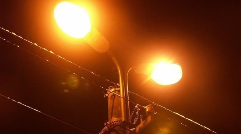 На яких вулицях у Біляївці та Майорах незабаром стане світліше 