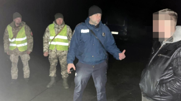 Інцидент на блокпосту: на Сарненщині нетверезий водій пропонував поліції «домовитися»