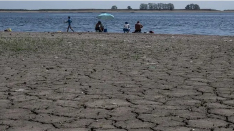 Підрив Каховської ГЕС вивів назовні токсичні елементи з дна водосховища: яка загроза для людей