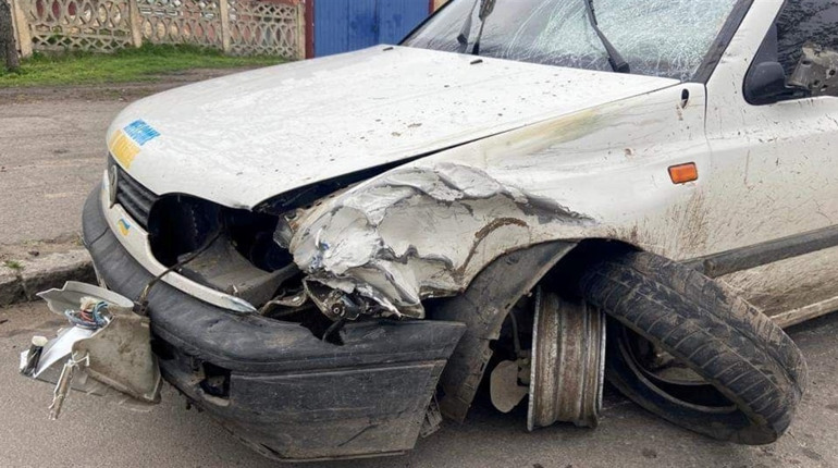 На Вознесенщині зіткнулися авто та електроскутер: постраждав 70-річний чоловік