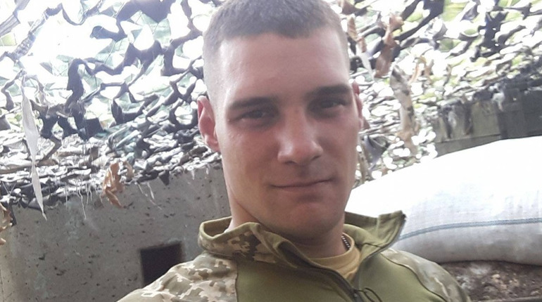 Був справжнім сином України: Пам'яті захисника та Героя Ростислава Карого