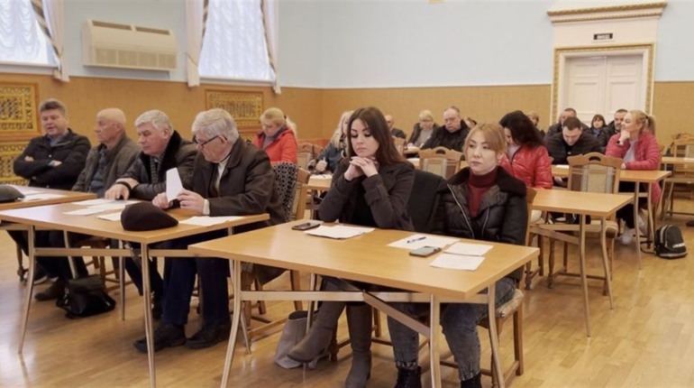 Як жовтоводські депутати голосували за преміювання міського голови: відео