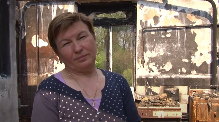 Після касетного обстрілу родина перебралася в овочесховище: Ірина Полулях в проєкті "Люди вулиці"