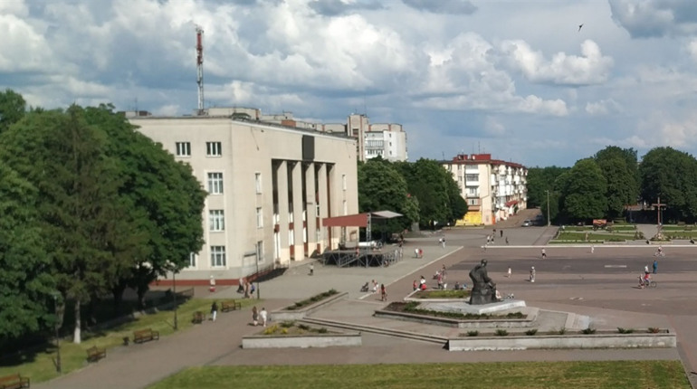 Народний дім Червонограда шукає адміністратора новоствореного Молодіжного центру