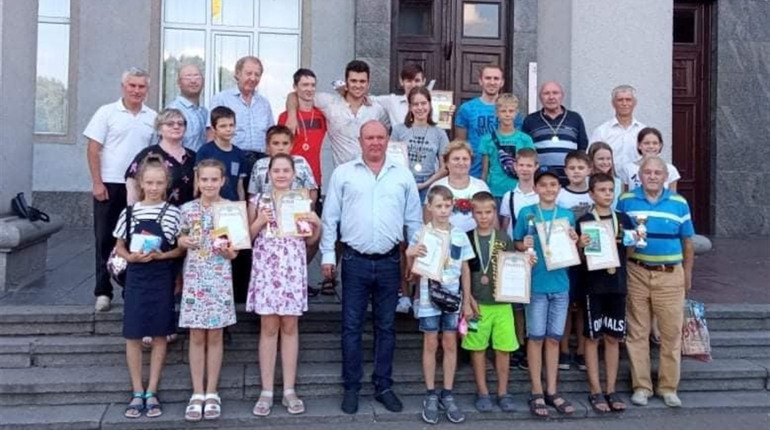 Іван Заїка зайняв перше місце у відкритому півфіналі чемпіонату Житомирської області з шахів