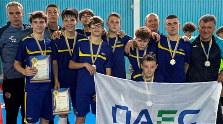 Південноукраїнські спортсмени віцечемпіони області з футзалу
