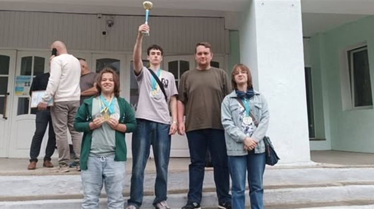 Юні авіамоделісти зі Старокостянтинова здобули перемогу на обласних змаганнях