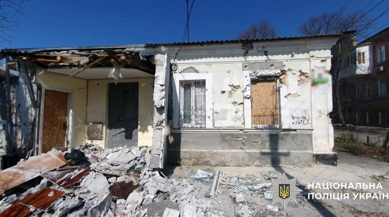 Загарбники обстріляли 35 міст і сіл Херсонщини: троє поранених, пошкоджено 12 будинків