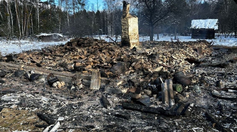 Вщент згорів дім: у Сарненському районі загинув пенсіонер