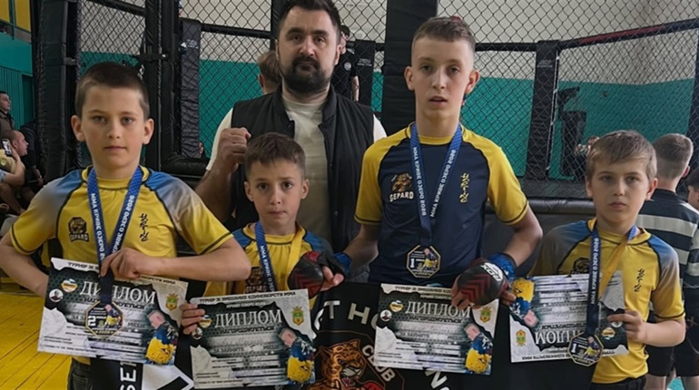 З медалями повернулися всі: спортсмени Первомайщини взяли участь у турнірі зі змішаних єдиноборств