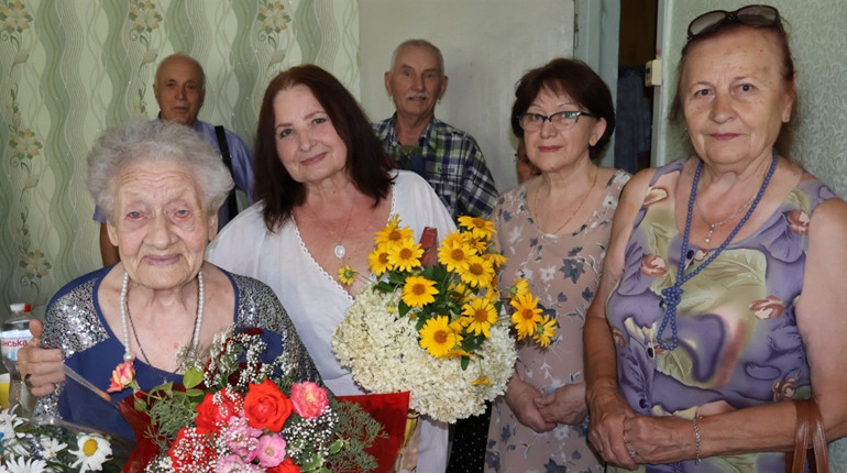 95-річний ювілей відзначила южноукраїнка Марія Ісаківна Алтин-Пара