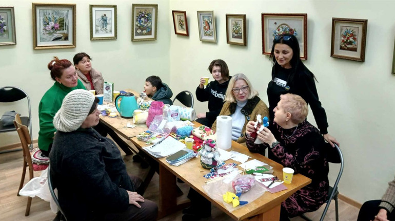 Мотанка як символ української духовності: «Єдині» у Первомайську навчалися робити ляльку-берегиню