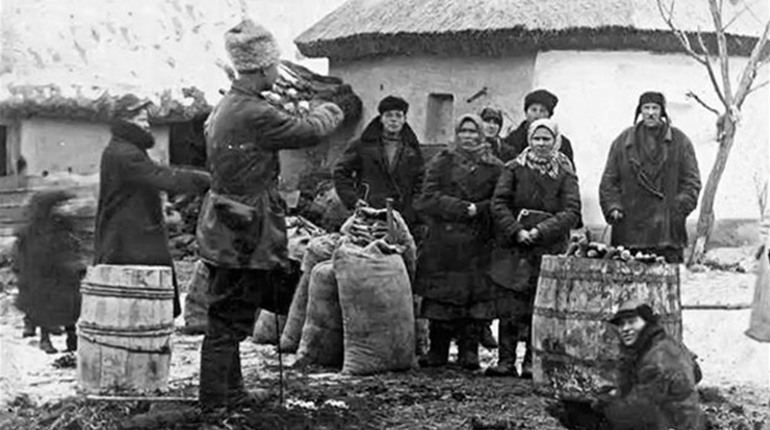 Неписана історія Звягеля у Другій світовій: доки господаря нема вдома (частина 6)