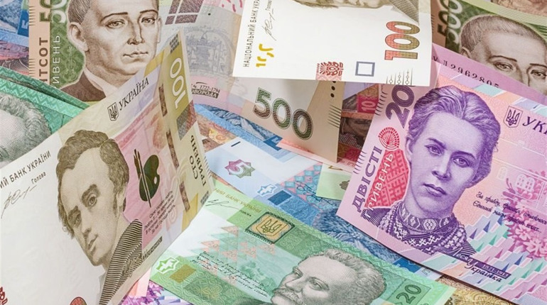 В Україні з січня 2021 на тисячу гривень зросла мінімальна зарплата: що ще мають знати сватівчани