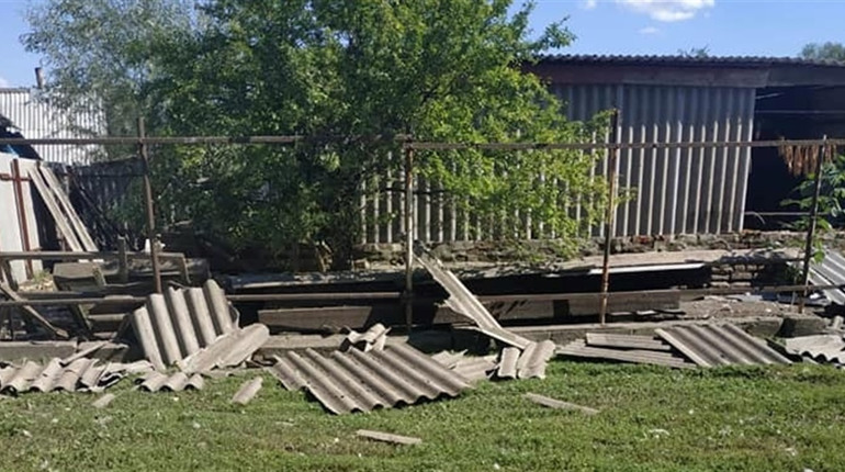 Павлівка знову під обстрілами: повалено водонапірну башту, пошкоджено трансформатор
