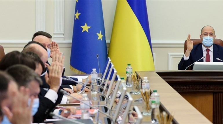 Уряд підвищить стипендії студентам