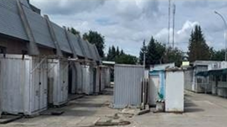 План реконструкції у дії: власників павільйонів Критого ринку просять звернутися до адміністрації