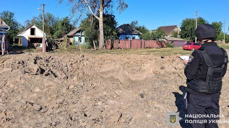 Поліція документує наслідки ворожої атаки у Ніжинському районі
